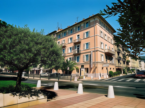 阿克罗波利斯雷莱斯酒店