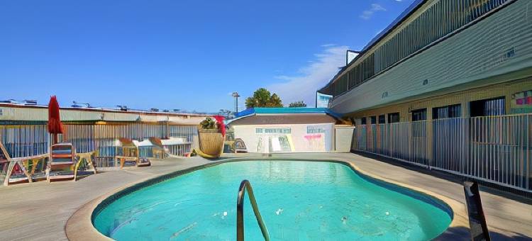 棕榈泉北6号汽车旅馆(Motel 6 North Palm Springs, CA - North)图片
