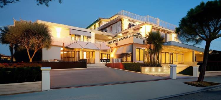阿祖罗港酒店(Hotel Porto Azzurro)图片