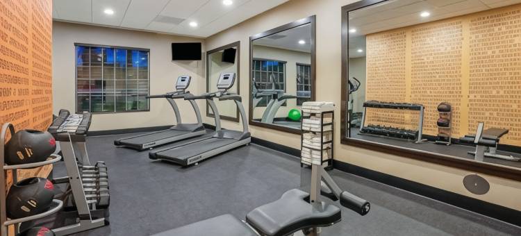 汤华特奥林匹亚拉昆塔温德姆套房酒店(La Quinta Inn & Suites by Wyndham Tumwater - Olympia)图片