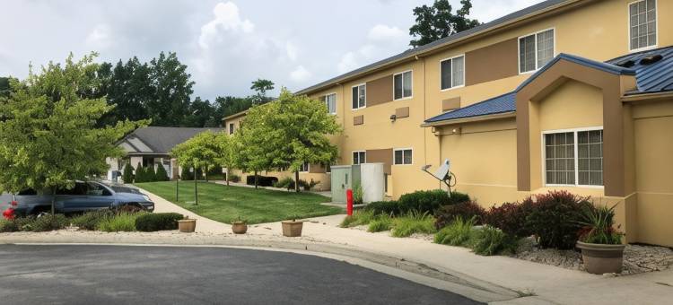 韦恩堡呗盟套房酒店(Baymont by Wyndham Fort Wayne)图片