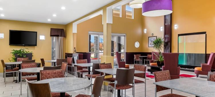 品质酒店及套房机场北 - 石橡树(Quality Inn & Suites Airport North - Stone Oak)图片