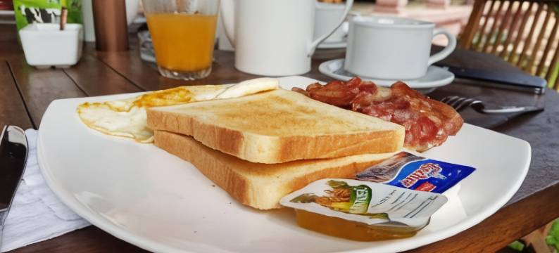 库布勒吉安别墅及旅馆(D'Kubu Legian)图片