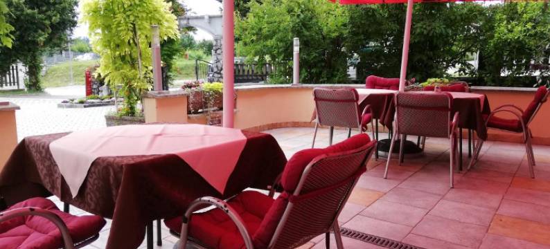 Gostilna S PRENOČIŠČI Pav图片