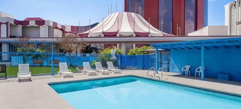 拉斯维加斯旅游旅馆(Travelsuites Inn)图片