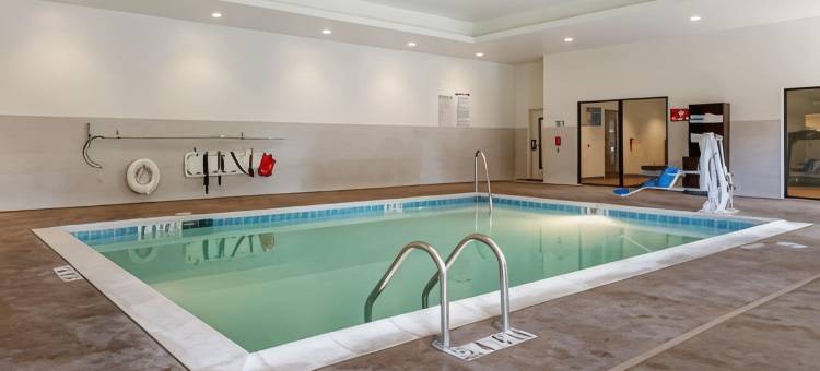 舒适套房酒店(Comfort Suites)图片