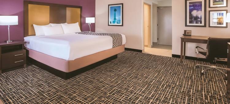 辛辛那东北梅森拉昆塔温德姆套房酒店(La Quinta Inn & Suites by Wyndham Cincinnati NE - Mason)图片