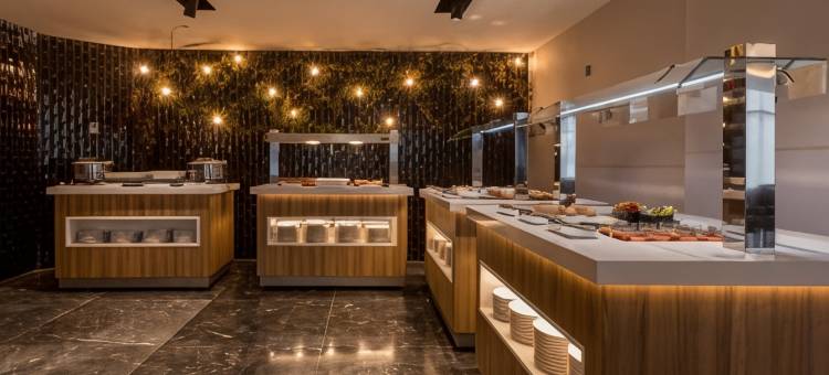 吉拉尔达中心酒店(Hotel Giralda Center)图片