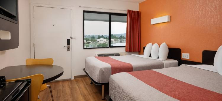 卡马里奥6号汽车旅馆(Motel 6 Camarillo, CA)图片