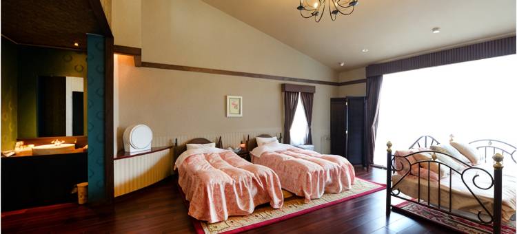 海蒂之村SPA与餐馆酒店 克拉拉馆(Heidi's Village Clarakan)图片