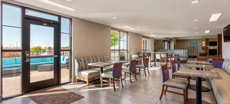 舒适套房酒店-拉斯克鲁塞斯25号州际公路北(Comfort Suites of Las Cruces I-25 North)图片