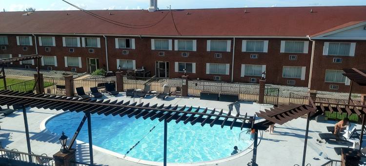 凤凰城美洲最佳价值套房酒店(Americas Best Value Inn & Suites Phenix City)图片
