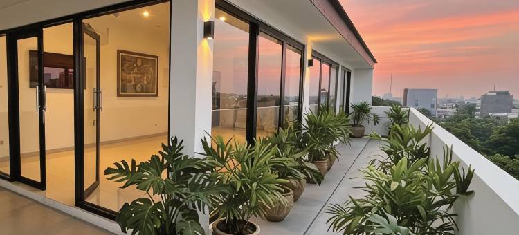 UMASAN 共居与餐厅朋多克印达(Umasan Coliving & Resto Pondok Indah)图片