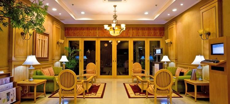 兹姆布勒伊特画廊家庭商务旅馆(Galeri Ciumbuleuit Family & Business Hotel)图片
