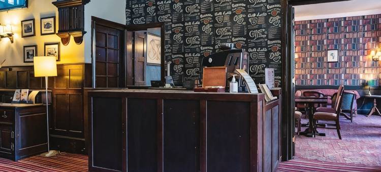 斯通皇冠酒店(Crown Hotel - Stone (Near Stoke-On-Trent) by OYO)图片