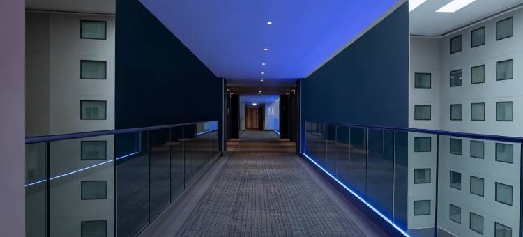 伦敦希斯罗 T4 航站皇冠假日酒店(Crowne Plaza London Heathrow T4)图片