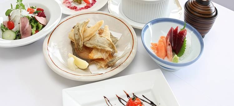 鹤舞月湖酒店(Tsurumai Moon Lake Hotel)图片