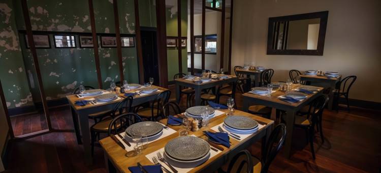 比顿湾酒店(Beadon Bay Hotel)图片