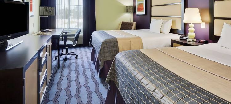 海恩斯维尔斯图尔特堡拉昆塔温德姆套房酒店(La Quinta Inn & Suites by Wyndham Hinesville - Fort Stewart)图片