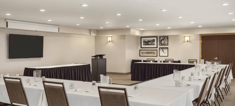 埃姆斯丽怡酒店(Country Inn & Suites by Radisson, Ames, IA)图片