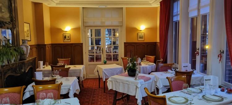 伯伊斯朱莉酒店(La Villa Bois Joli Hotel Restaurant)图片