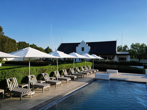 豪登基维茨克朗葡萄酒庄园酒店