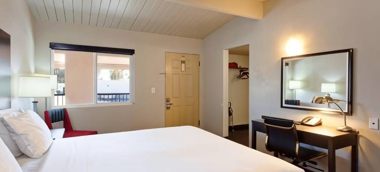 优胜美地 ChowcHawaiillinoisla 入口戴斯酒店(Days Inn by Wyndham Chowchilla Gateway to Yosemite)图片