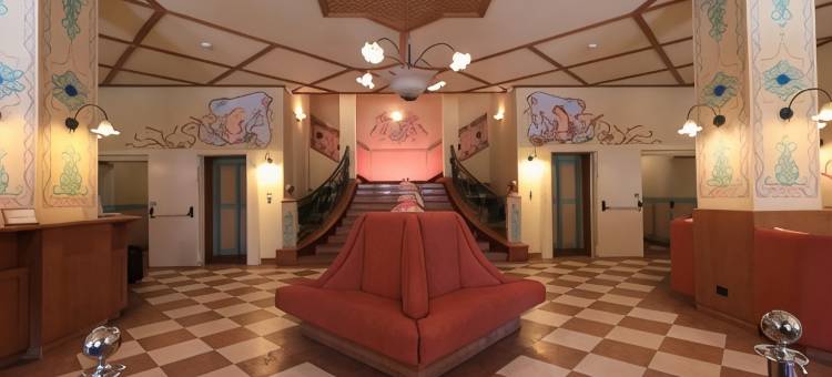 莱尼奥桥皇宫酒店(Palace Pontedilegno Resort)图片