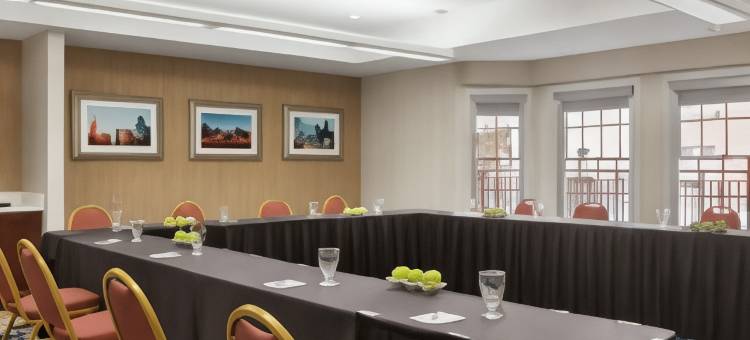 堪萨斯城机场Homewood Suites by Hilton(Homewood Suites by Hilton Kansas City - Airport)图片