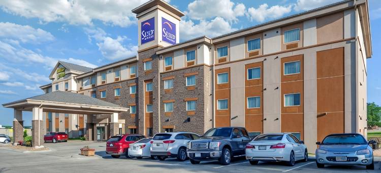 林肯大学区舒眠套房酒店(Sleep Inn & Suites Lincoln University Area)图片