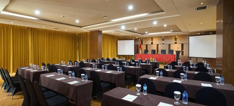 三宝垄霍里森乌尔蒂玛酒店(Horison Ultima Semarang)图片