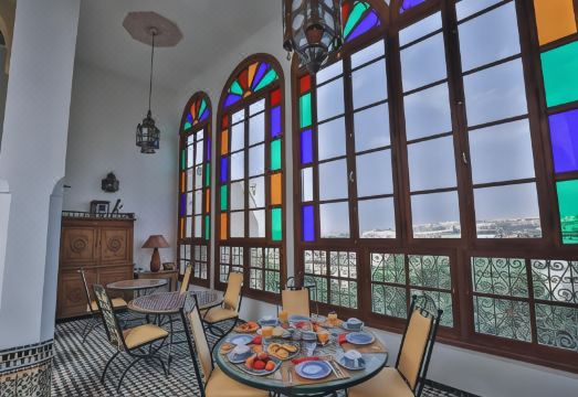 Ryad Mabrouka Hotel Overview