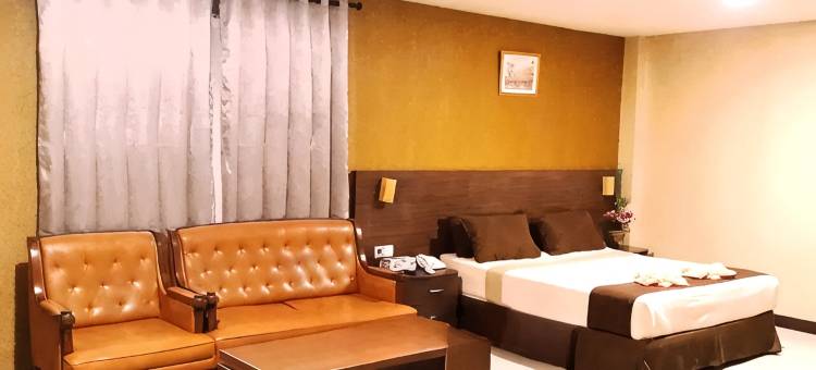 Tripletree Dgria Family Hotel图片