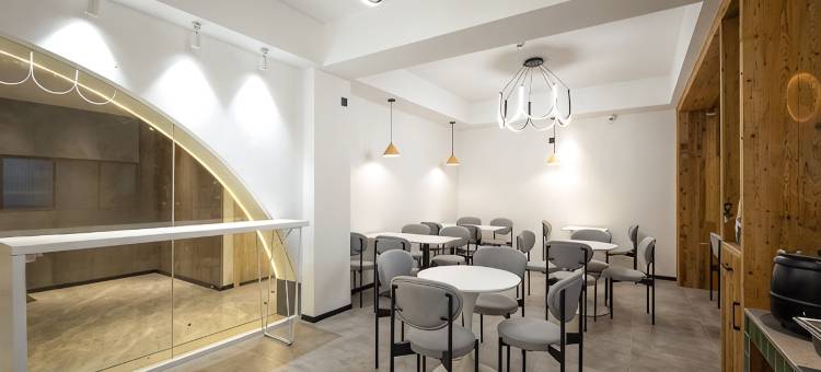 三亚荣康·Cozy智慧酒店(金鸡岭社区高铁站店)图片