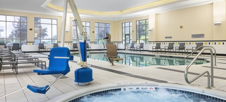 布法罗机场万枫酒店及套房(Fairfield Inn & Suites Buffalo Airport)图片