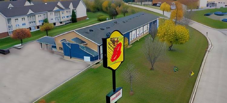 罗克福德温德姆速8酒店(Super 8 by Wyndham Rockford)图片