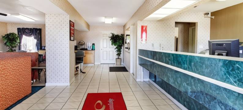 伊克诺旅馆珀尔 - 杰克逊(Econo Lodge Pearl - Jackson)图片