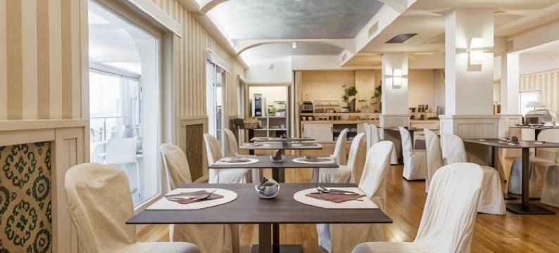 伽泰罗尼亚酒店(Hotel Catalunya)图片