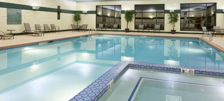 洲际酒店集团博林布鲁克假日酒店及套房(Holiday Inn & Suites Bolingbrook)图片