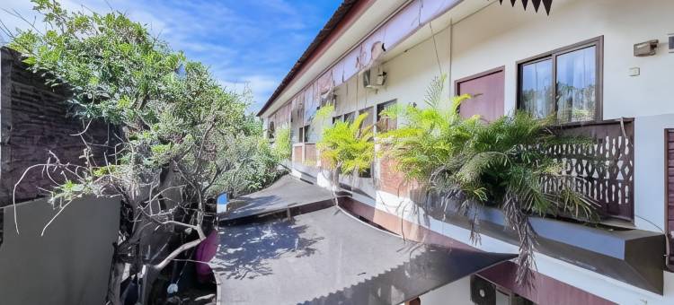 红门酒店清真-近泗水阳光水上乐园(RedDoorz Syariah Near Suncity Waterpark Sidoarjo)图片