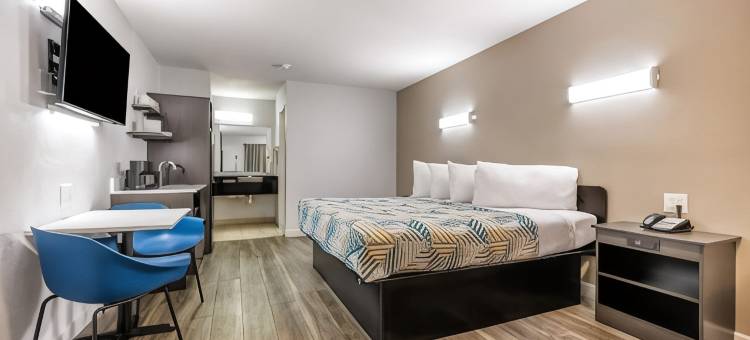 Studio 6 沃斯堡，德克萨斯州 -Stockyards East(Studio 6 Fort Worth, TX -Stockyards East)图片