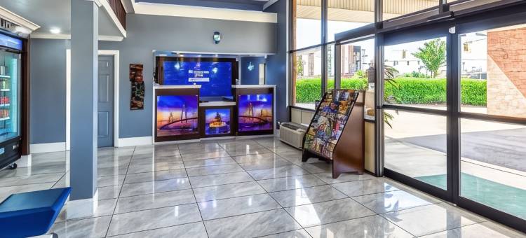 罗德威北查尔斯顿酒店 - 阿什利磷酸盐(Rodeway Inn North Charleston - Ashley Phosphate)图片