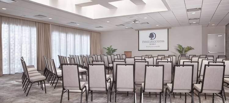 纳什维尔机场逸林酒店(DoubleTree Suites by Hilton Hotel Nashville Airport)图片