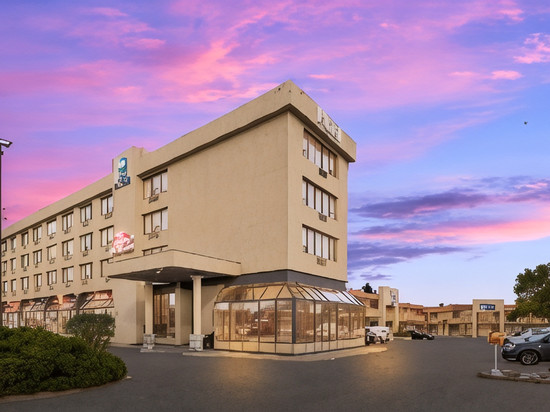 航迹贝斯特韦斯特酒店