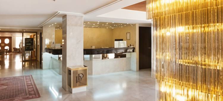 皇家广场酒店(Hotel Royal Plaza)图片