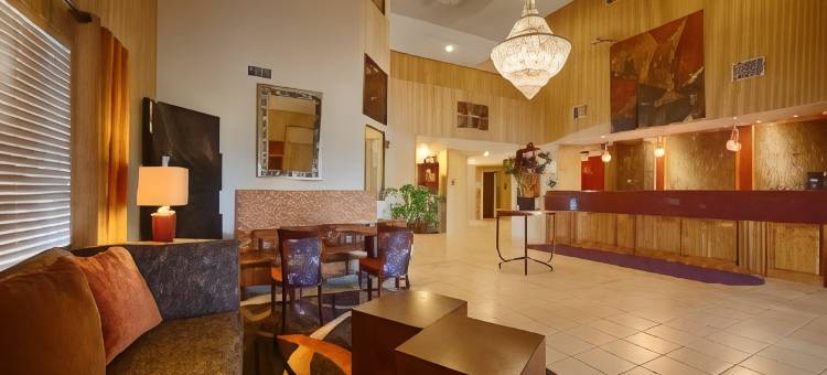 伍德兰德山贝斯特韦斯特优质套房酒店(Best Western Plus Woodland Hills Hotel  Suites)图片