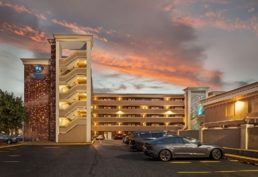 Best Western Mill River ManorOver view