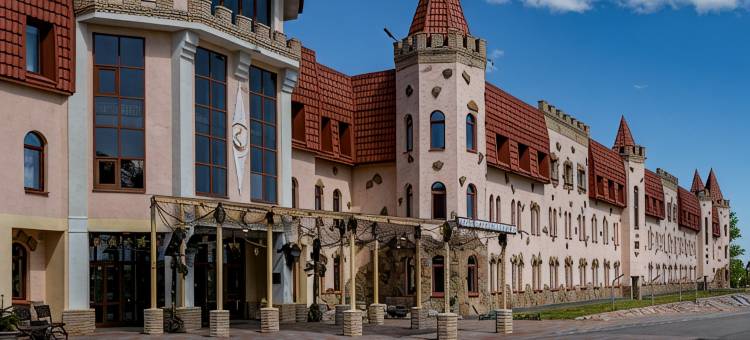 柯勒斯尼克堡酒店(Fort Kolesnik Hotel)图片