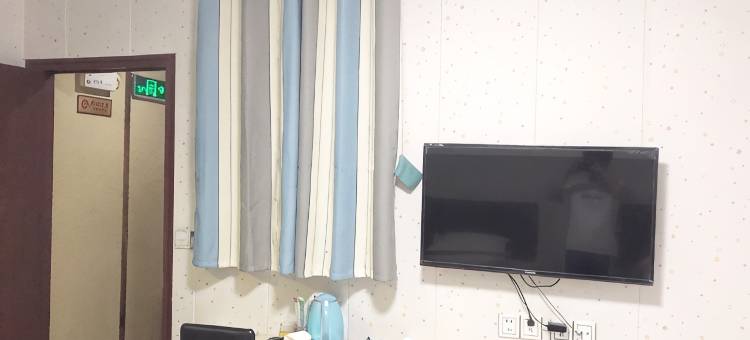 周日快捷宾馆(南京财经大学仙林金鹰商场店)图片
