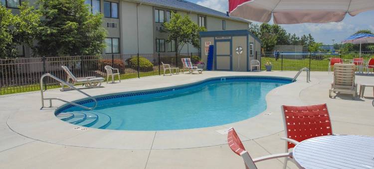品质酒店-奥斯汀镇-扬斯敦西部(Quality Inn Austintown-Youngstown West)图片